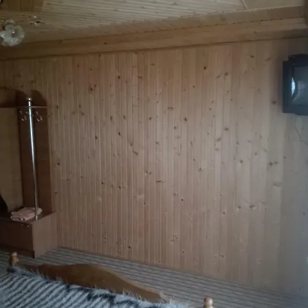 на беріжку Mykulychyn